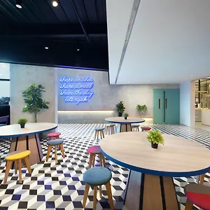 https://lyf-funan.singapore-best-hotels.net