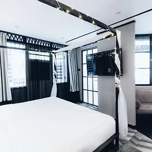 https://hotel-nuve-urbane.singapore-best-hotels.net