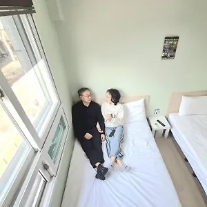 게스트하우스 토미 **
