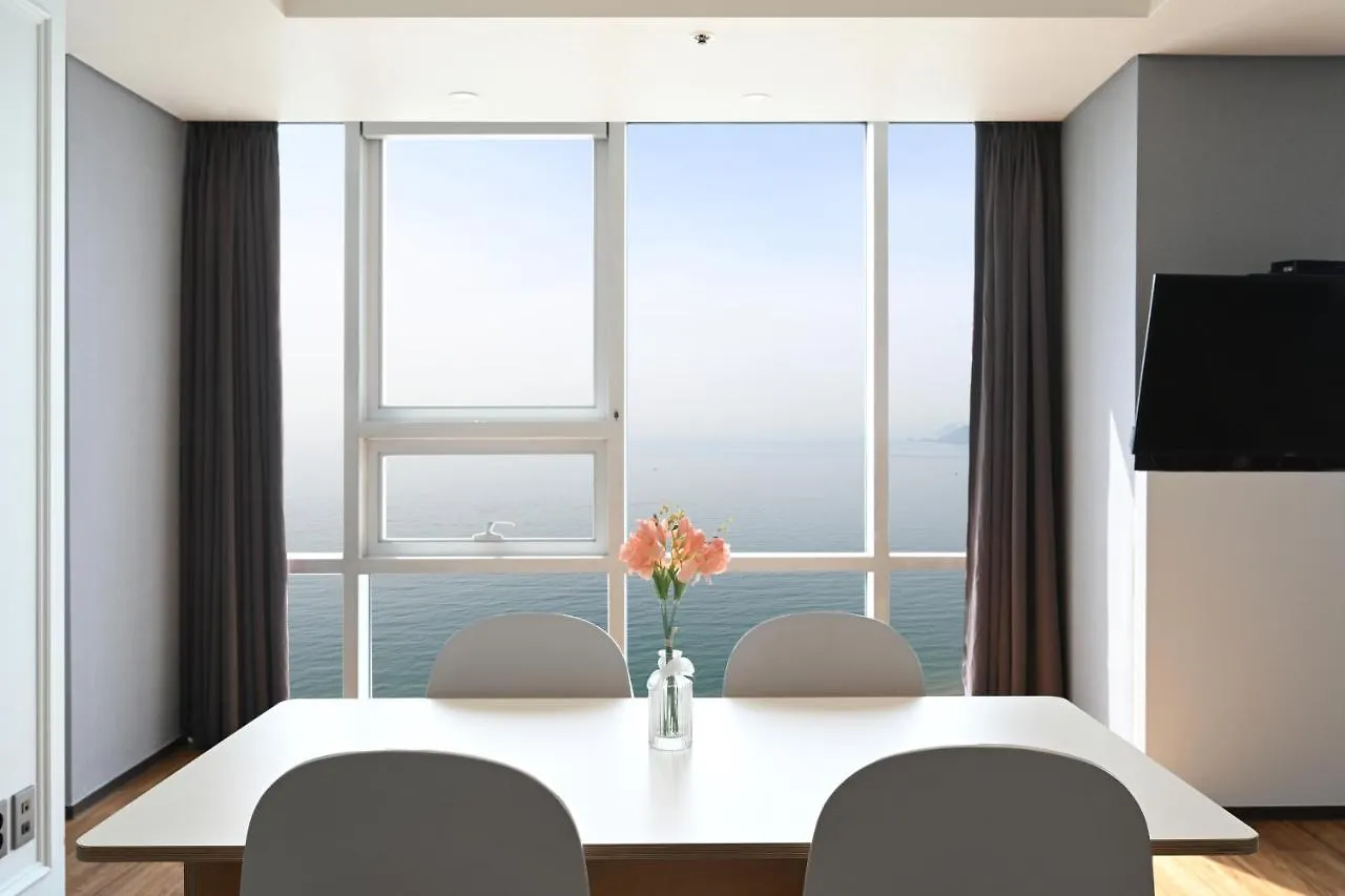 Kolon Seacloud Hotel Пусан
